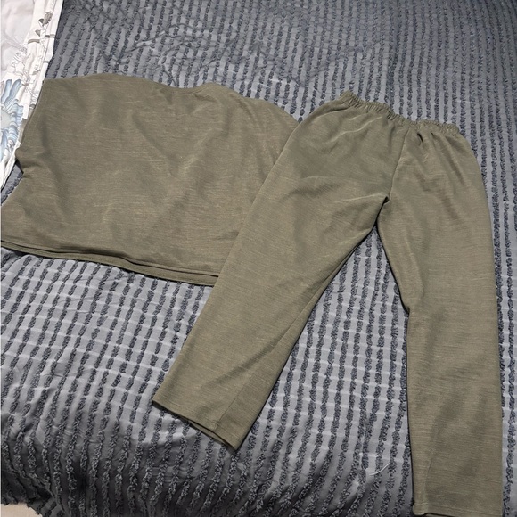 Zara two-piece set - Picture 6 of 7